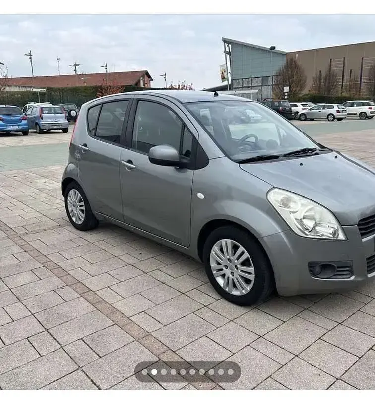 Usata Suzuki Splash Basic 68 CV (50 kW) 2011 Grigio Utilitaria