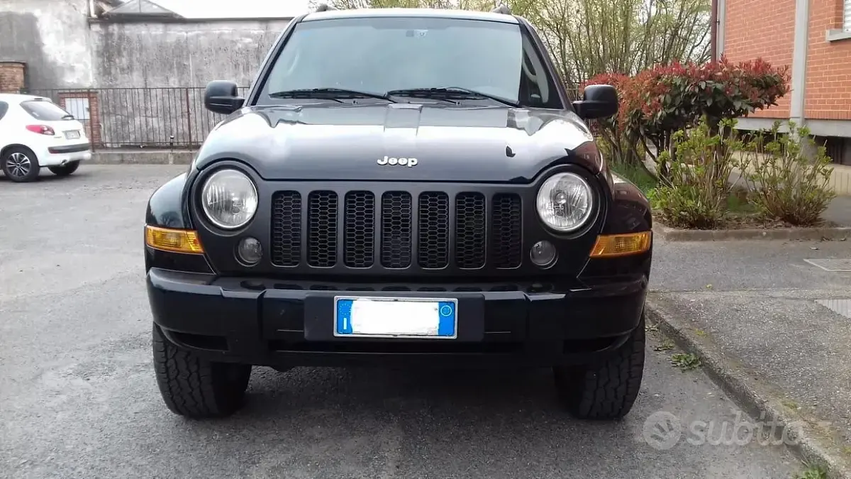 Usata Jeep Cherokee Limited 163 CV (119 kW) 2007 SUV
