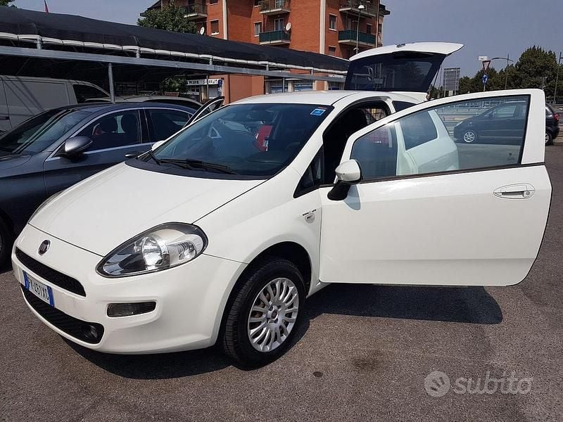 Usata Fiat Grande Punto 2017 Bianco Utilitaria