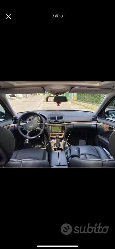 Usata Mercedes E320 224 CV (164 kW) 2008 Nero Berlina