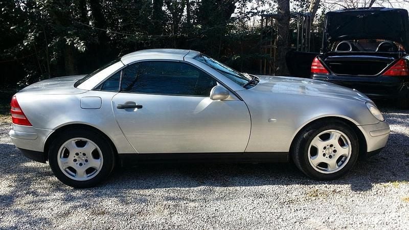 Usata Mercedes SLK200 1997 Grigio Cabrio