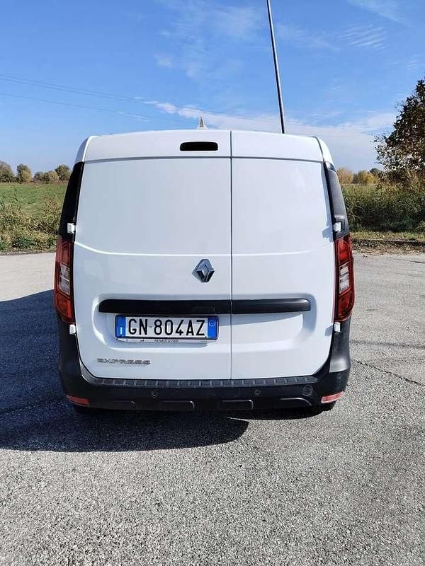 Usado Renault Express 95 CV (69 kW) 2024 Blanco Monovolumen