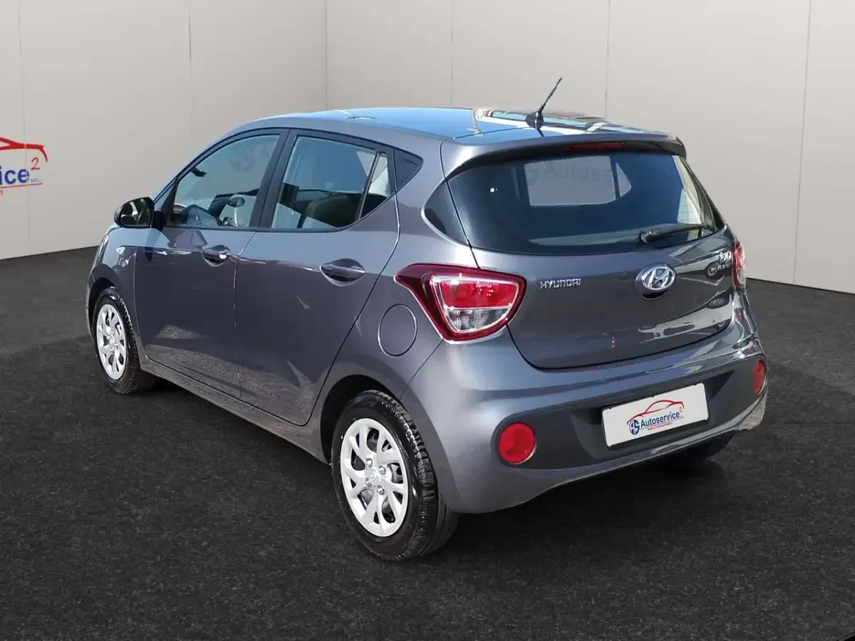 Usata Hyundai i10 65 CV (47 kW) 2019 Grigio Utilitaria