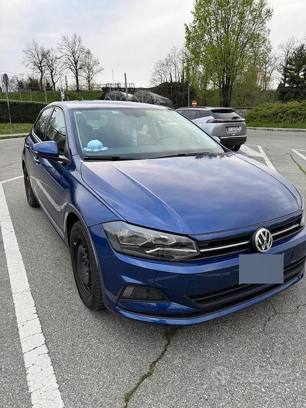 Usata VW Polo Comfortline 80 CV (58 kW) 2018 Blu Utilitaria