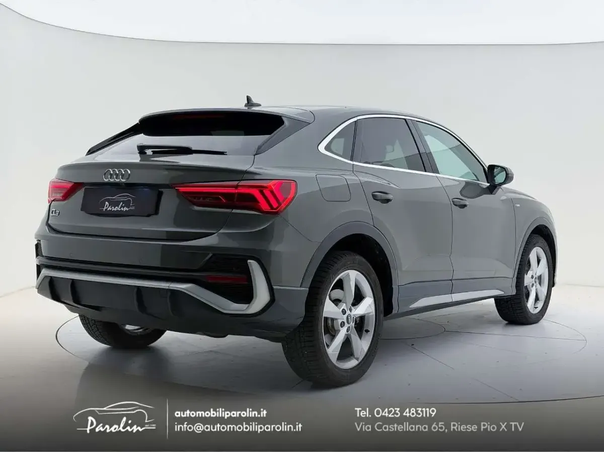 Usata Audi Q3 Sportback S-Line 245 CV (180 kW) 2022 Grigio chronos SUV
