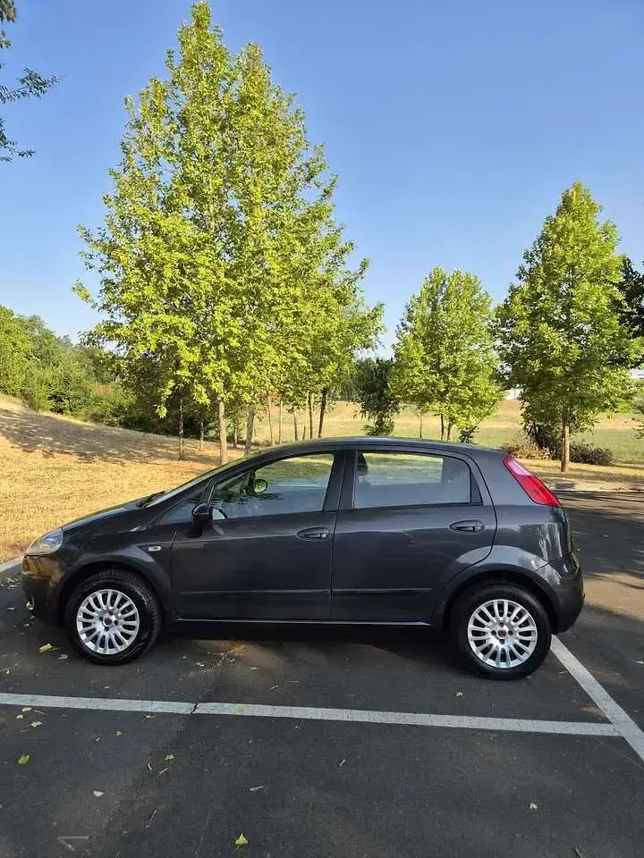 Usata Fiat Grande Punto Active 77 CV (56 kW) 2009 Other Utilitaria