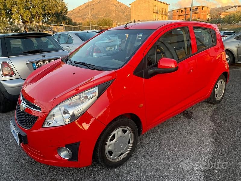 Usata Chevrolet Spark 68 CV (50 kW) 2011 Rosso Utilitaria