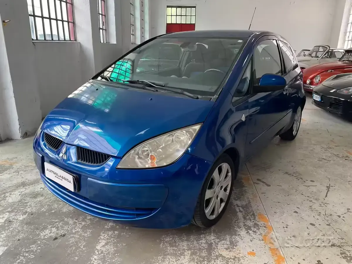 Usata Mitsubishi Colt 95 CV (69 kW) 2008 Blu Berlina
