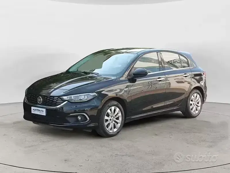 Usata Fiat Tipo Business 120 CV (88 kW) 2019 Nero Berlina