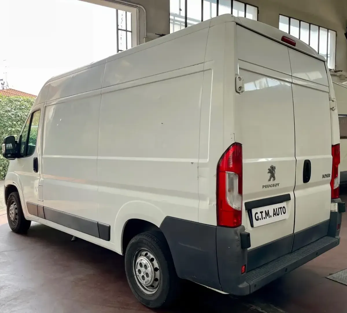 Usata Peugeot Boxer 130 CV (95 kW) 2015 Bianco Furgone