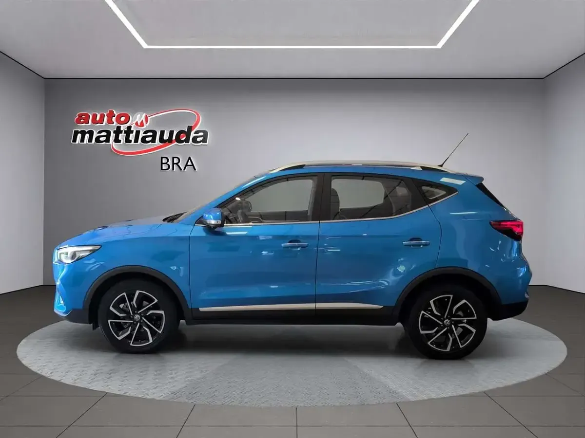 Usata MG ZS Luxury 106 CV (77 kW) 2024 Como blue SUV