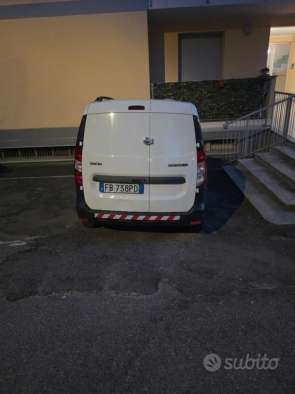 Usata Dacia Dokker 90 CV (66 kW) 2015 Bianco Monovolume