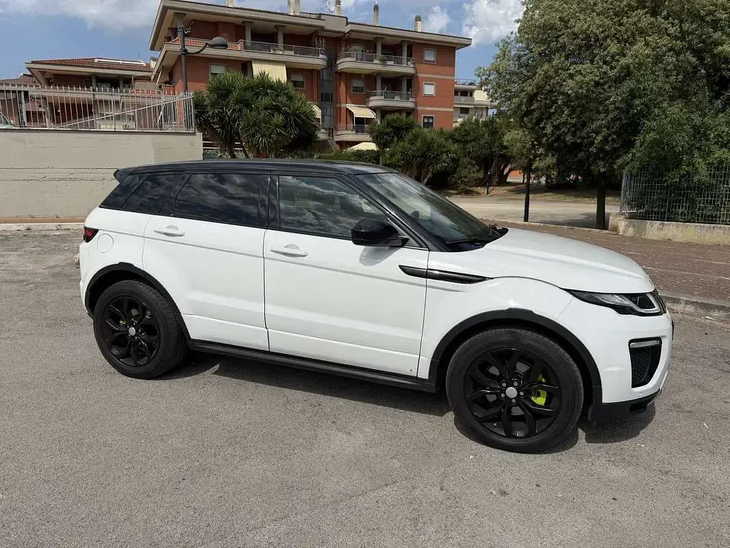 Usata Land Rover Range Rover evoque SE Dynamic 150 CV (110 kW) 2017 Bianco SUV