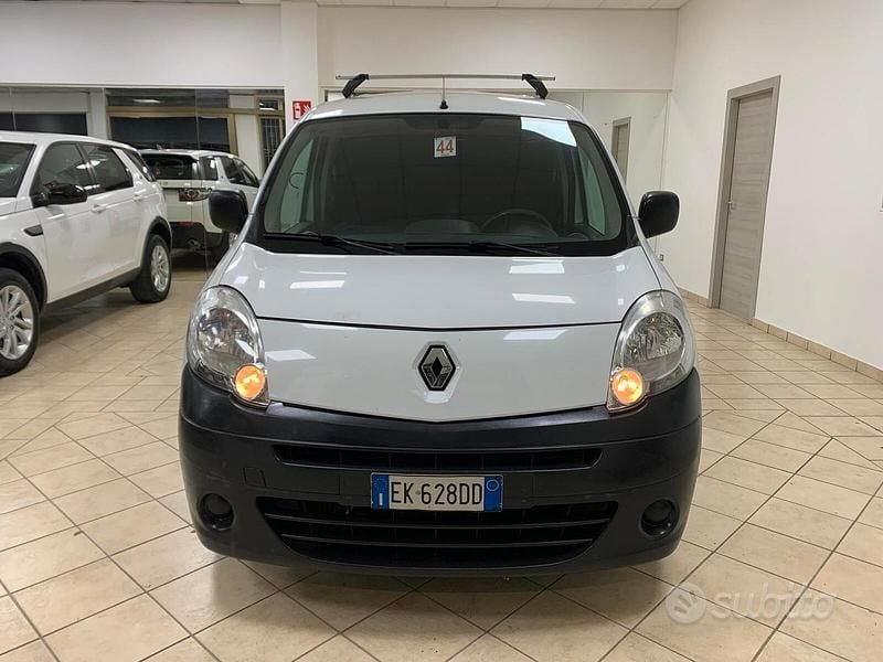 Usata Renault Kangoo 90 CV (66 kW) 2011 Bianco Monovolume