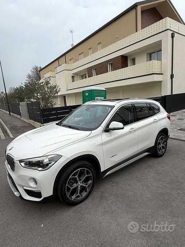 Usata BMW X1 xLine 150 CV (110 kW) 2019 Bianco SUV