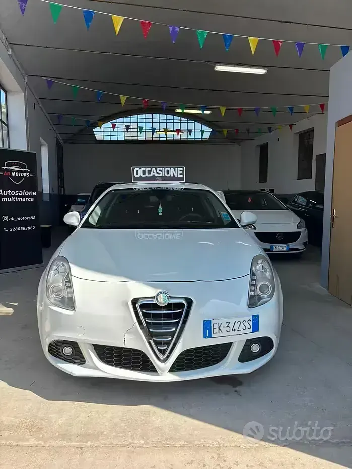 Usata Alfa Romeo Giulietta Exclusive 105 CV (77 kW) 2011 Utilitaria
