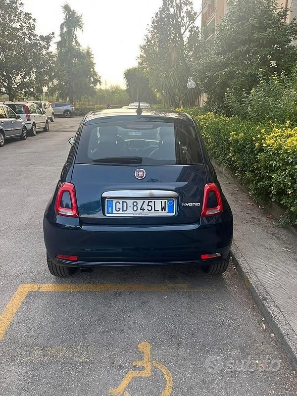 Usata Fiat 500 Lounge 70 CV (51 kW) 2021 Blu Utilitaria