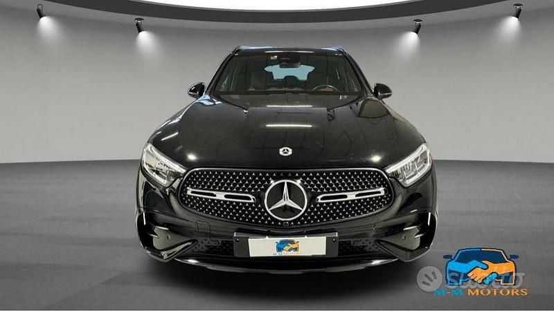 Usata Mercedes GLC300e Advanced 333 CV (244 kW) 2023 Nero SUV