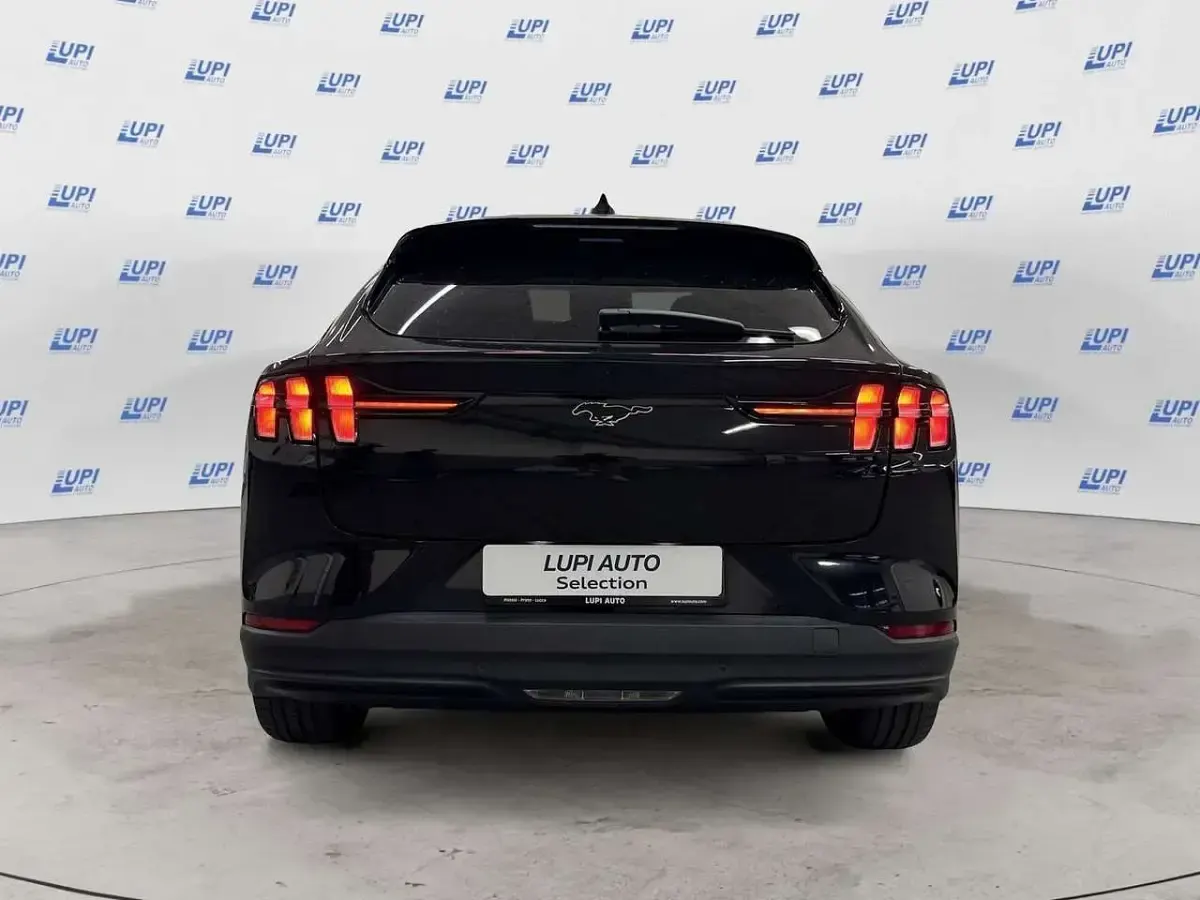 Usata Ford Mustang Mach-E Standard Range 197 kW (269 CV) 2024 Nero SUV