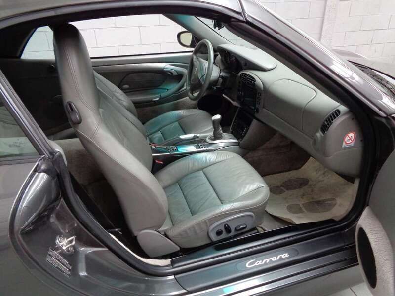 Usata Porsche 911 Carrera Cabriolet 300 CV (220 kW) 2001 Grigio Cabrio
