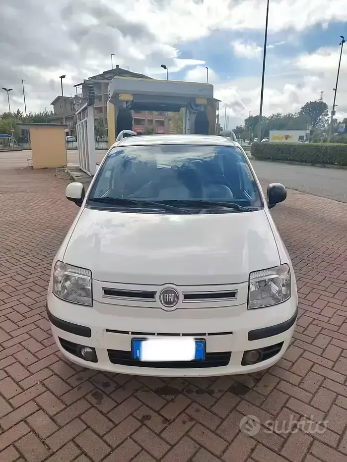 Usata Fiat Panda 75 CV (55 kW) 2012 Bianco Utilitaria