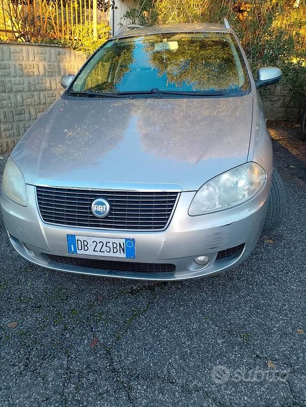 Usata Fiat Croma 150 CV (110 kW) 2006 Grigio Station wagon