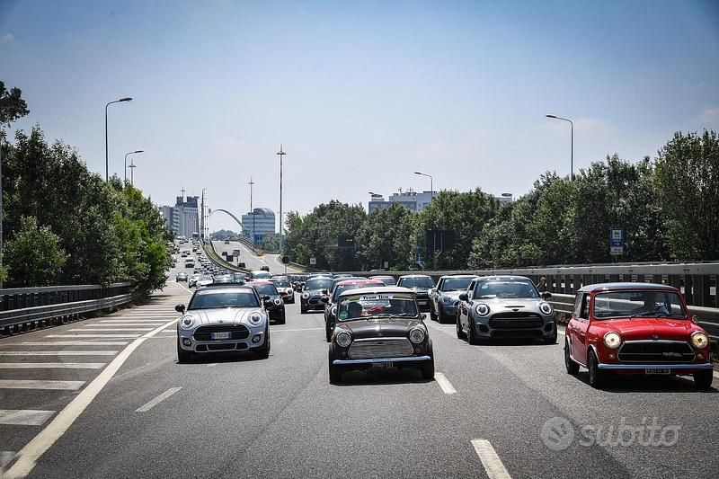 Usata Mini Cooper 136 CV (100 kW) 2017 Grigio Utilitaria