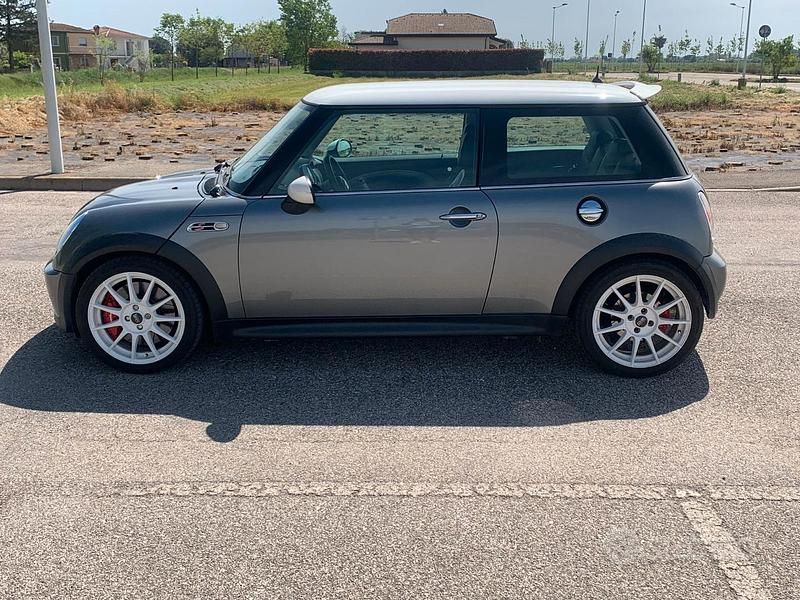 Usata Mini Cooper S 163 CV (119 kW) 2003 Grigio Utilitaria