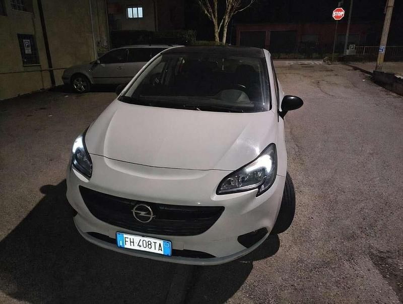 Usata Opel Corsa 75 CV (55 kW) 2017 Bianco Utilitaria