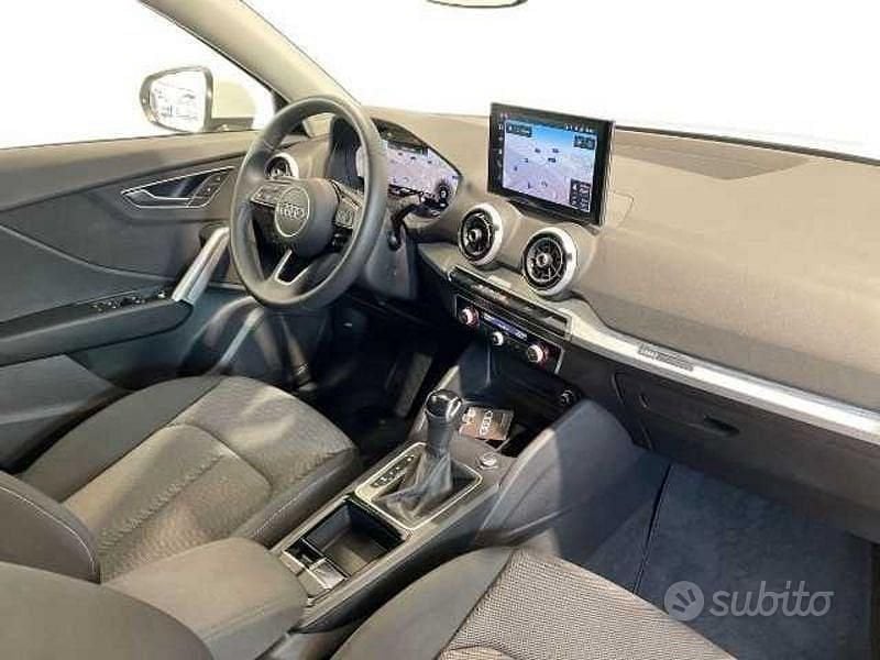 Usata Audi Q2 S-Line 150 CV (110 kW) 2025 Bianco ghiaccio metallizzato SUV