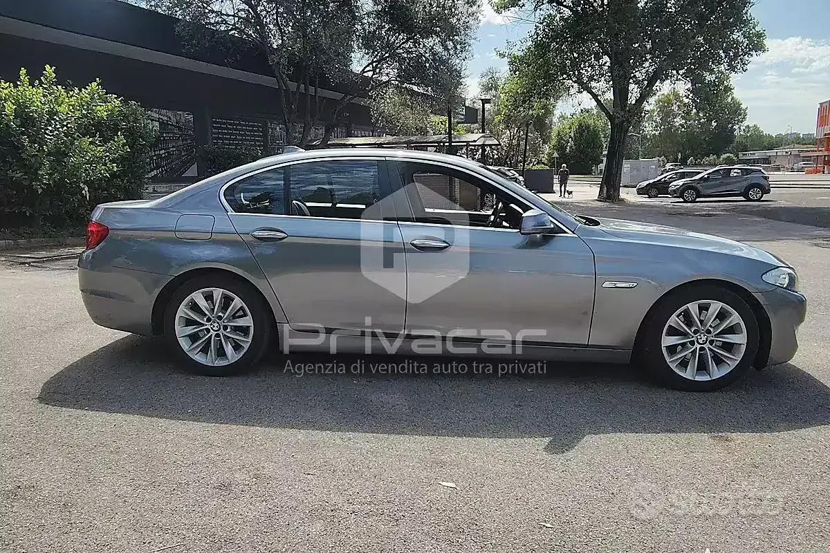 Usata BMW 520 Efficient Dynamics 184 CV (135 kW) 2012 Grigio Berlina