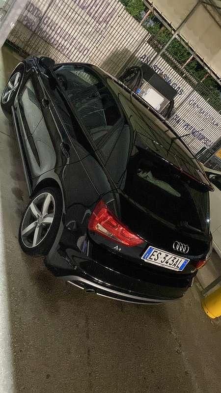 Usata Audi A1 Sportback Attraction 90 CV (66 kW) 2013 Nero Utilitaria
