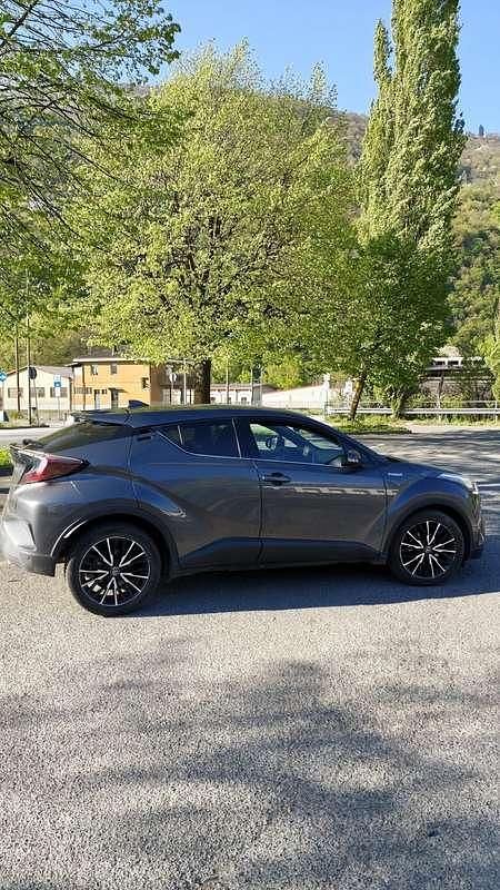 Usata Toyota C-HR Lounge 98 CV (72 kW) 2018 Grigio SUV