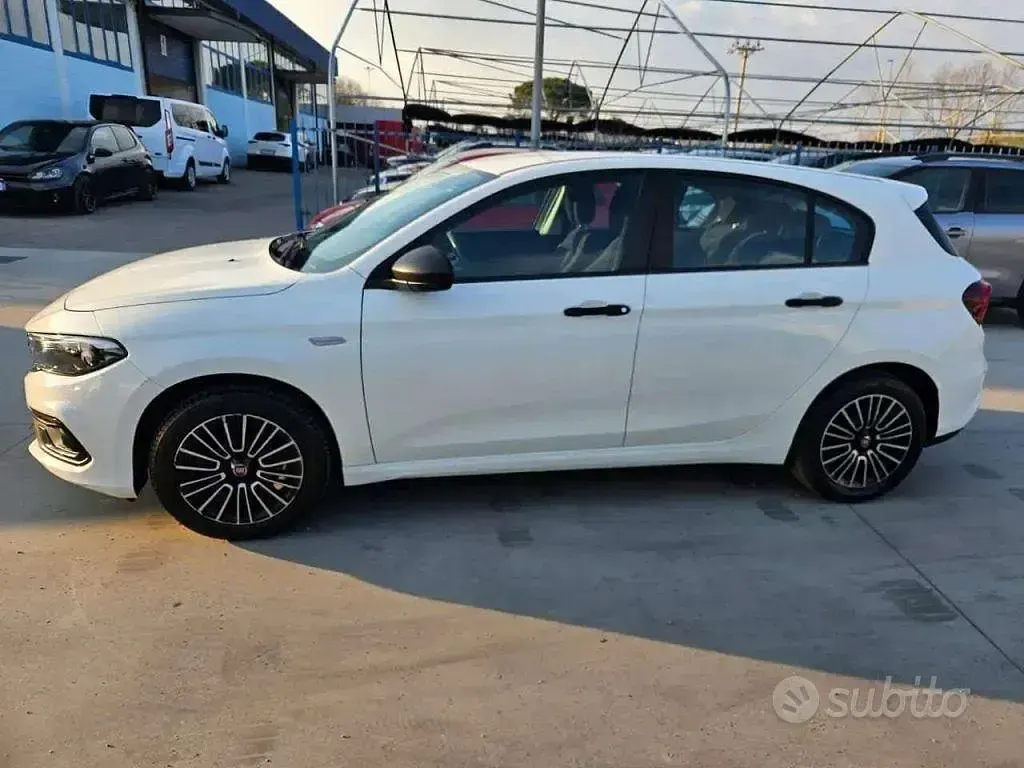 Usata Fiat Tipo 101 CV (74 kW) 2023 Bianco Berlina