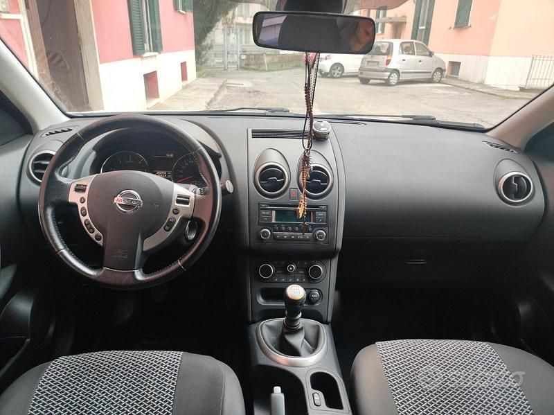 Usata Nissan Qashqai Acenta 110 CV (80 kW) 2013 Bianco SUV