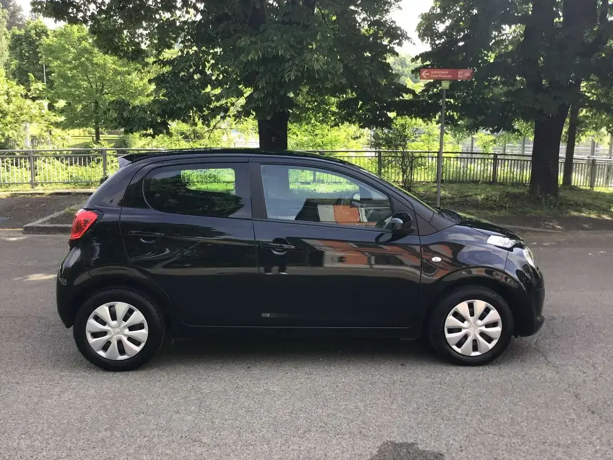 Usata Citroën C1 Feel 69 CV (50 kW) 2017 Nero Utilitaria