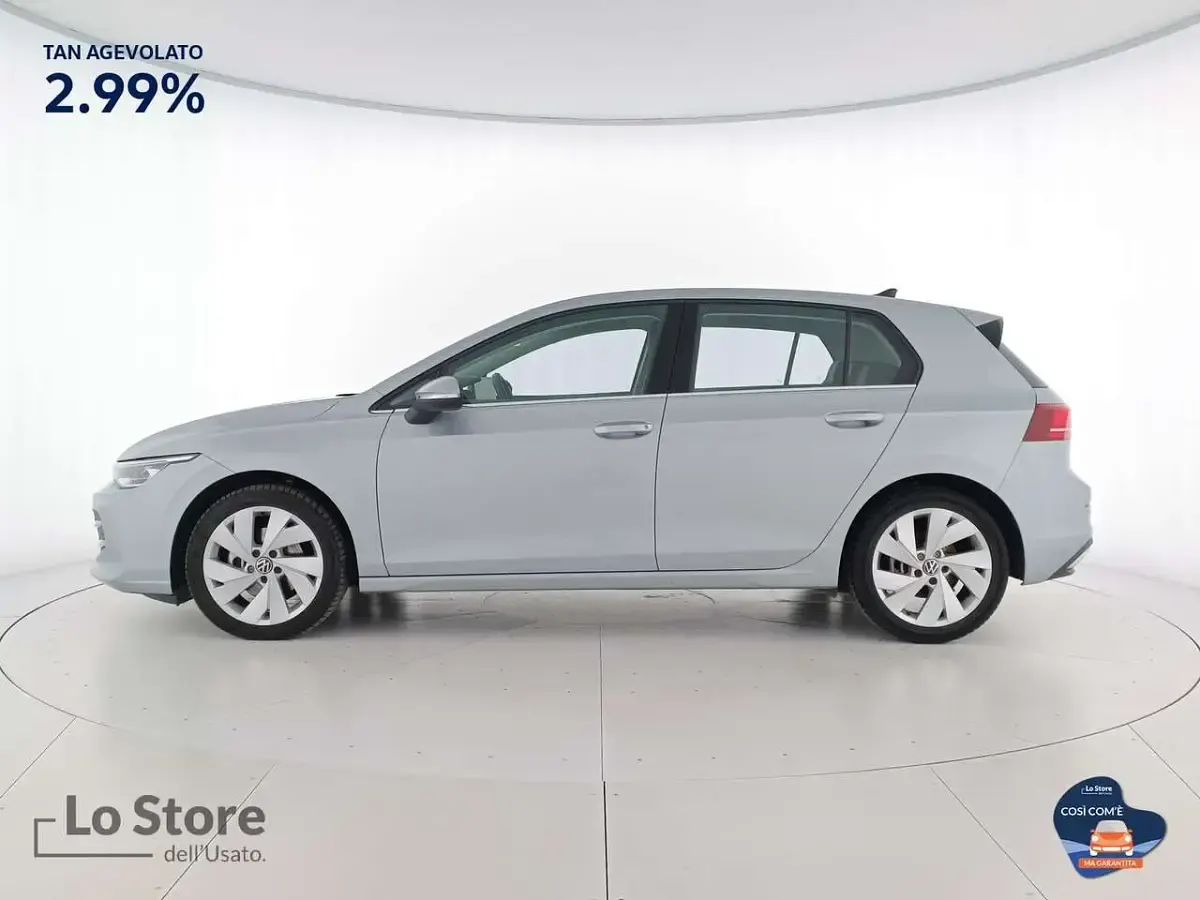 Usata VW Golf VIII Style 150 CV (110 kW) 2025 Dolomite silver metallizzato Berlina