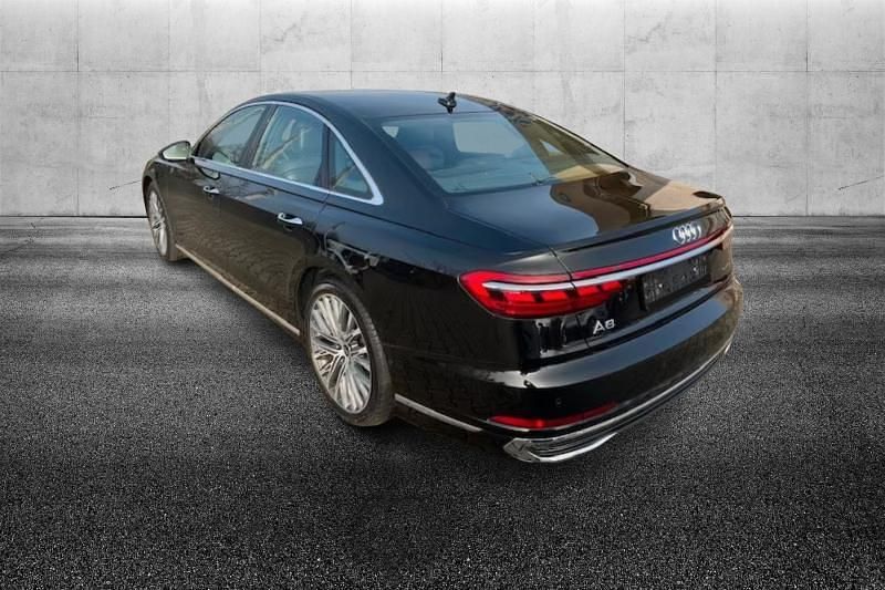 Usata Audi A8 Ambiente 286 CV (210 kW) 2022 Nero metallizzato Berlina