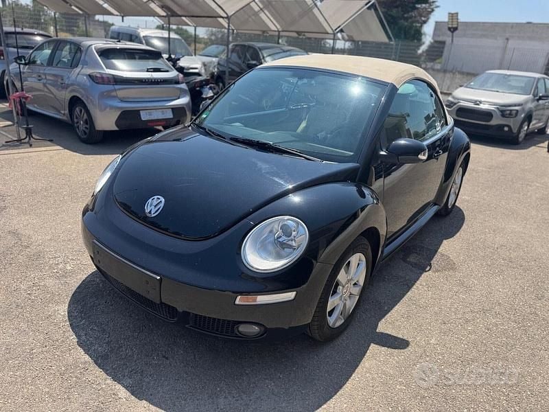 Nero Usata 2006 VW Beetle Cabrio | 6990 € (Buon prezzo) - Immagine 1/4