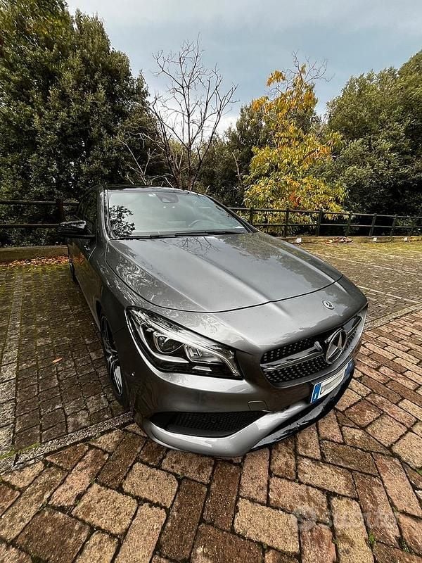 Grigio Usata 2019 Mercedes CLA180 Shooting Brake Business Station wagon | 16.900 € (Buon prezzo) - Immagine 1/4