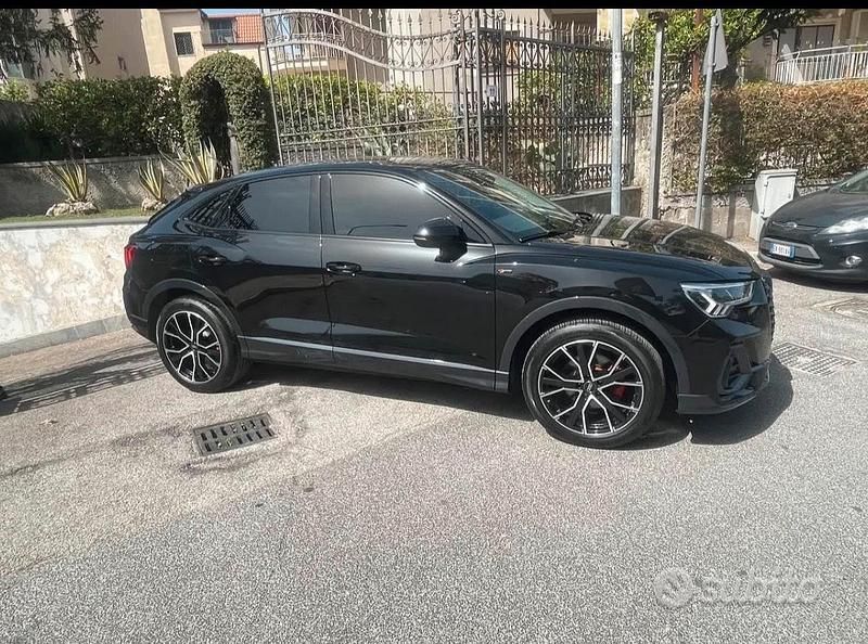 Begagnad Audi Q3 Ambiente 150 HK (110 kW) 2020 Svart SUV
