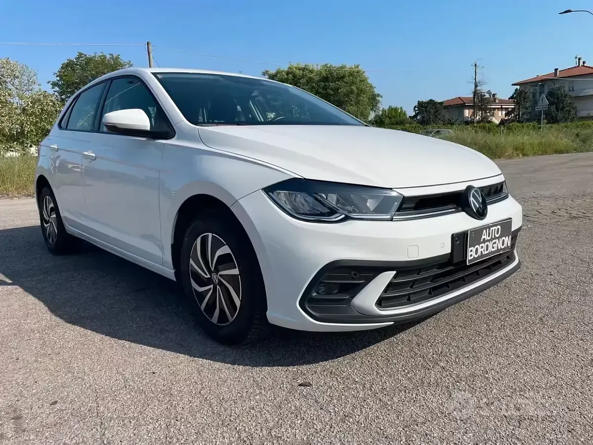 Usata VW Polo Style 95 CV (69 kW) 2023 Bianco Utilitaria