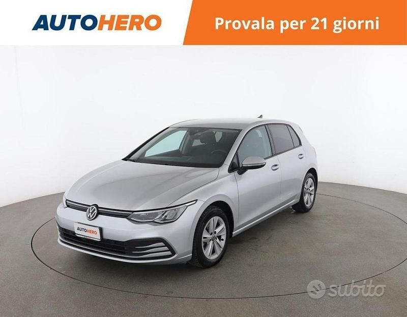 Usata VW Golf VIII Life 150 CV (110 kW) 2020 Grigio Berlina