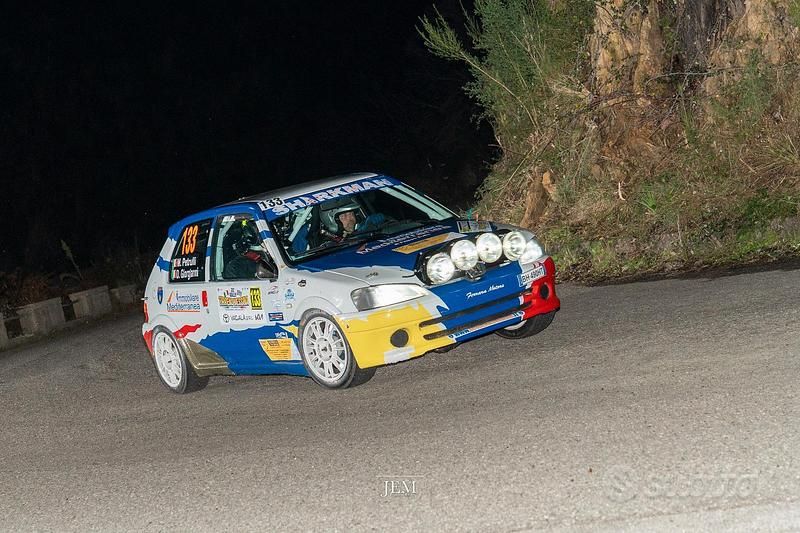 Usata Peugeot 106 2000 Utilitaria