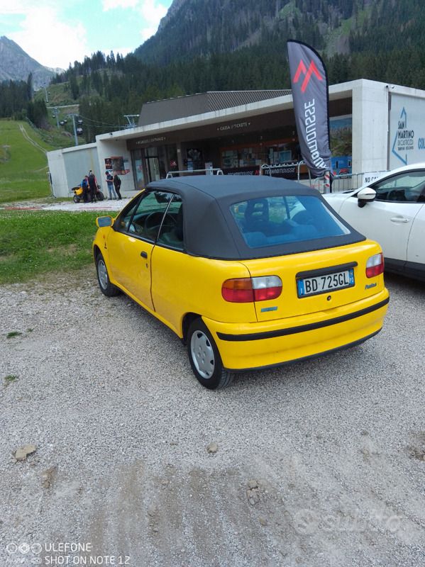Giallo Usata 1998 Fiat Punto Cabriolet Cabrio | 5000 € (Molto cara) - Immagine 1/2