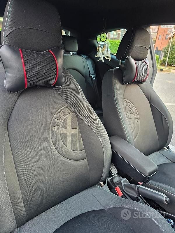 Usata Alfa Romeo MiTo Quadrifoglio Verde 200 CV (147 kW) 2014 Bianco Utilitaria