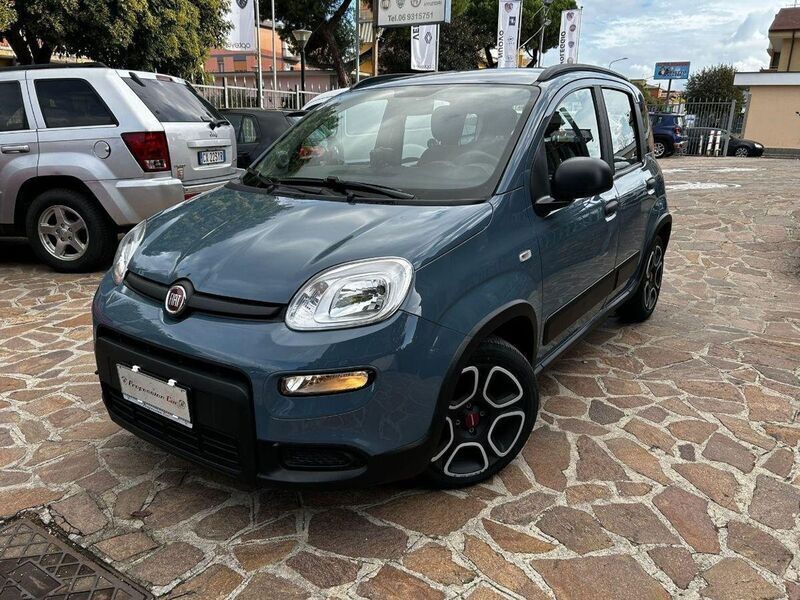 Usato 2022 Fiat Panda 1.0 El 71 CV (11.900 €)
