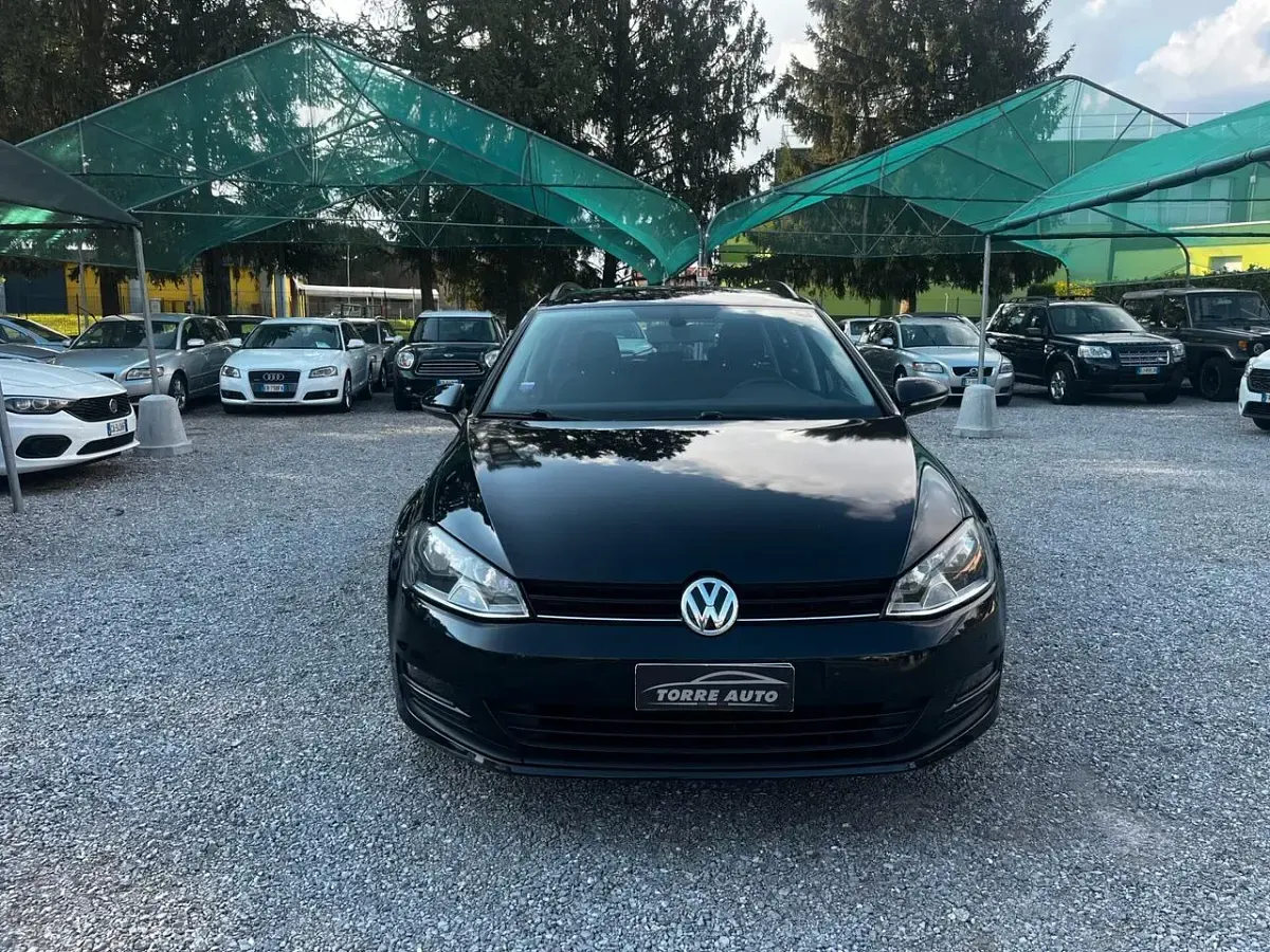 Usata VW Golf VII Comfortline 110 CV (80 kW) 2016 Nero Station wagon