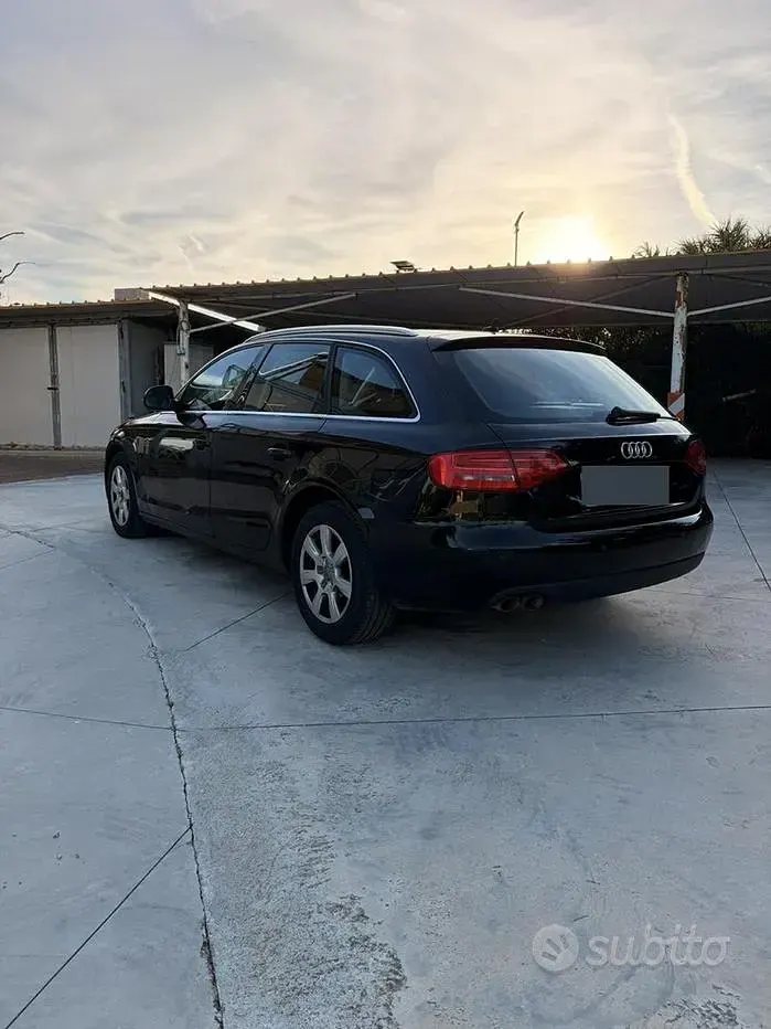 Usata Audi A4 170 CV (125 kW) 2011 Nero Station wagon