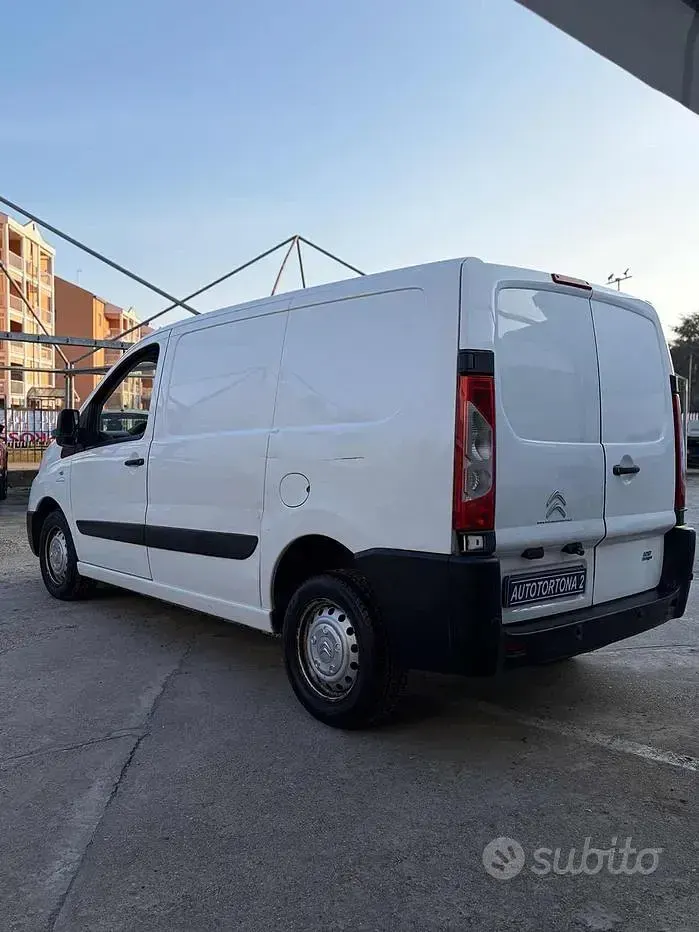 Usata Citroën Jumpy 128 CV (94 kW) 2015 Bianco Monovolume